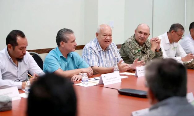Se reúne el gobernador Víctor Castro con integrantes del Consejo Coordinador Empresarial Los Cabos