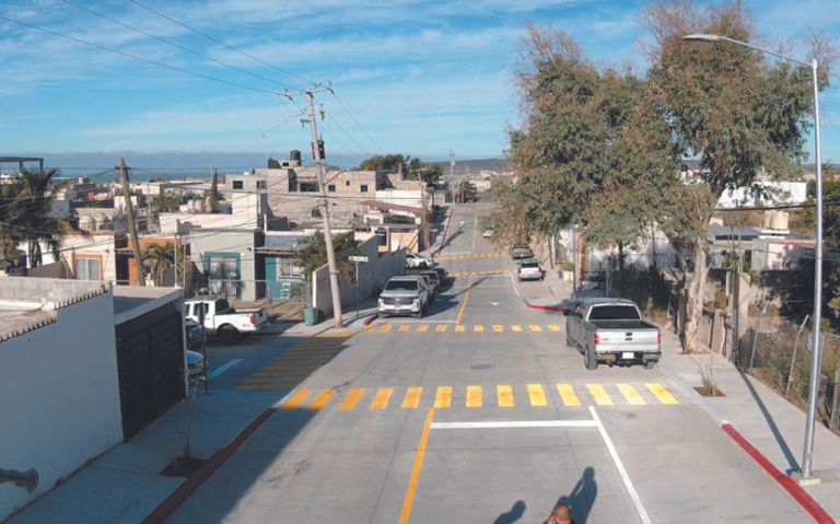 Ponen empresarios para pavimentación
